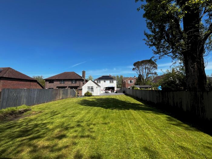 4 Bedroom Detached House For Sale In Ashford Road, Hythe, CT21