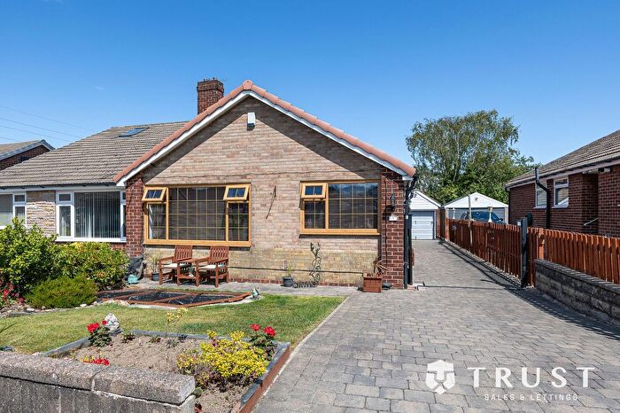 3 Bedroom Bungalow For Sale In Sunny Bank Parade, Mirfield, WF14