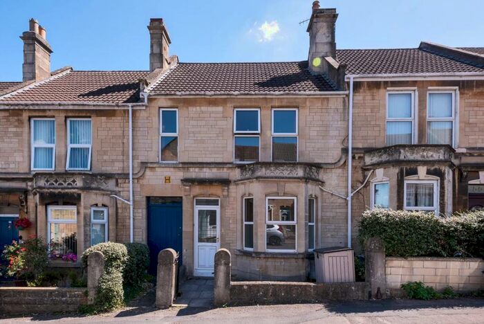 5 Bedroom Semi-Detached House To Rent In St. Kildas Road, Bath, BA2