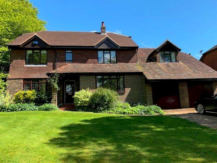 5 Bedroom Detached House To Rent In Fielden Lane, Crowborough, East Sussex TN6