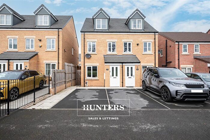 3 Bedroom Semi-Detached House For Sale In Lime Tree Close, Castleford, WF10