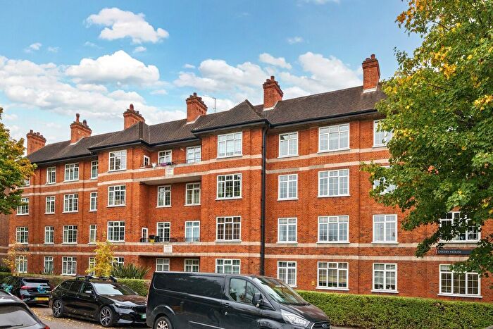 1 Bedroom Flat For Sale In Hartington Road, London, SW8