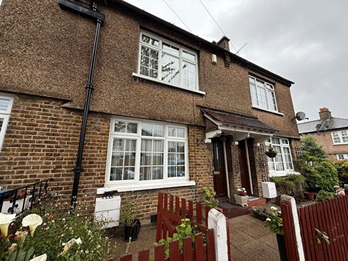 3 Bedroom Terraced House To Rent In Sketty Road, Enfield, EN1