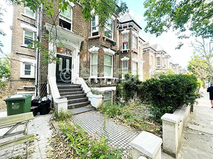 1 Bedroom Flat To Rent In Hillmarton Road, London, N7
