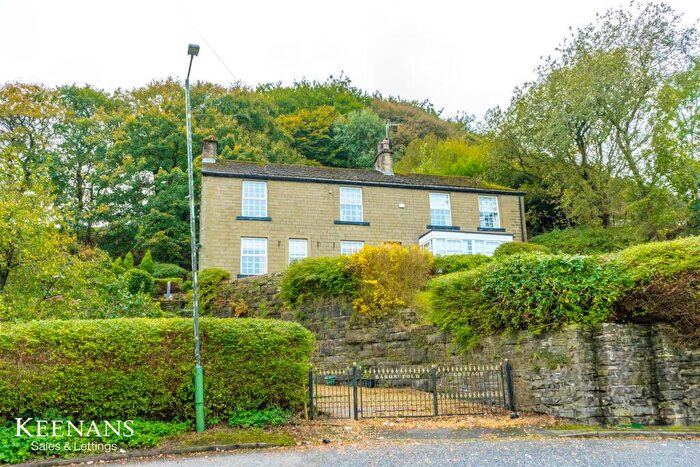 3 Bedroom Cottage For Sale In Baron Fold, Rossendale, BB4