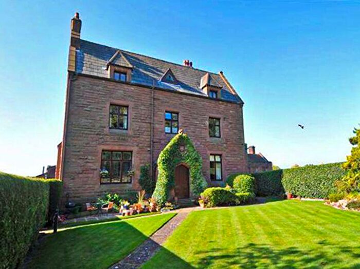 2 Bedroom Flat For Sale In Station Road, Thurstaston, Wirral, CH61