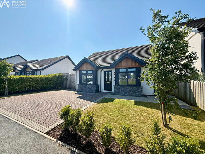 2 Bedroom Detached Bungalow For Sale In Parc Y Coed, Llangefni, Anglesey, LL77