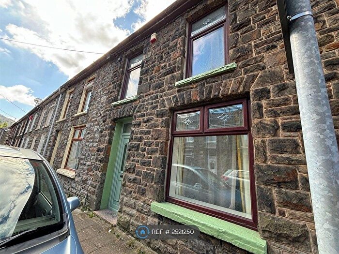 3 Bedroom Terraced House To Rent In Prospect Place, Treorchy, CF42