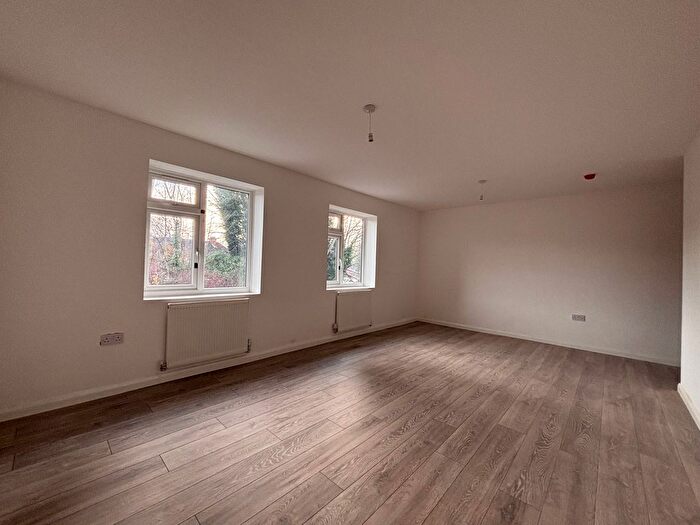 2 Bedroom Flat To Rent In Redhouse Street, Walsall, WS1