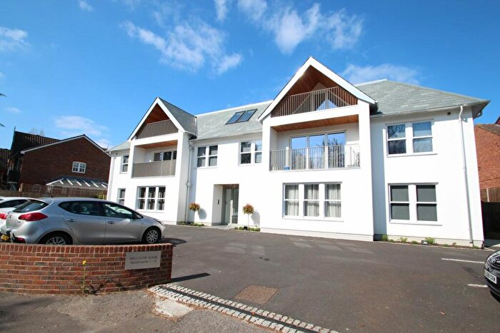 2 Bedroom Flat To Rent In Farnborough Common, Orpington, BR6