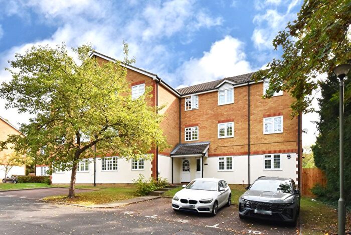 1 Bedroom Flat To Rent In Hanson Close, Beckenham, BR3