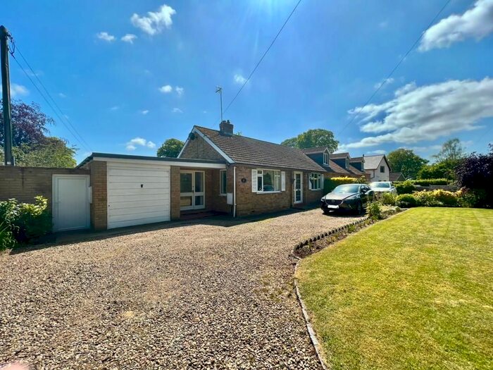 2 Bedroom Bungalow To Rent In Mill Lane, Brandesburton, YO25