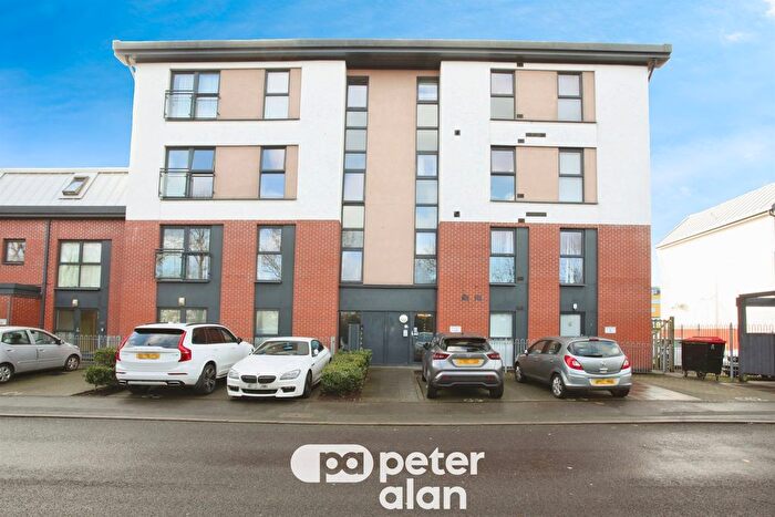 2 Bedroom Flat For Sale In Rodney Road, Newport, NP19