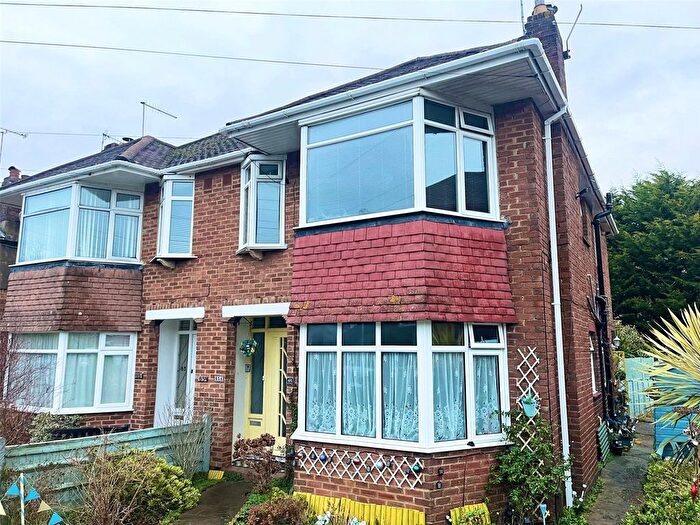 2 Bedroom Flat To Rent In Bruce Avenue, Worthing, West Sussex, BN11