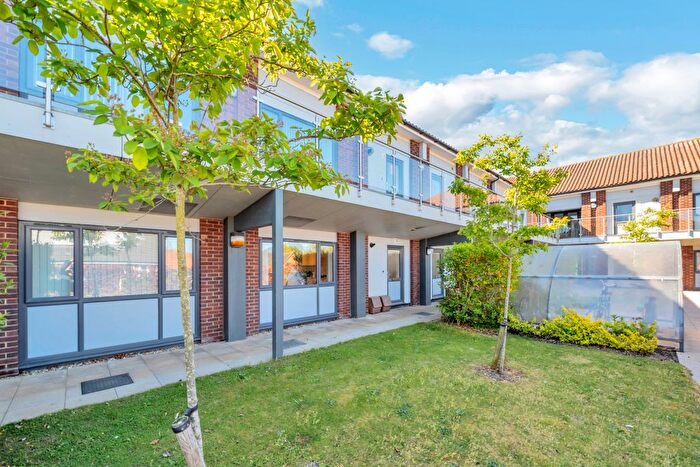 2 Bedroom Flat For Sale In Southgate Street, Bury St Edmunds, IP33