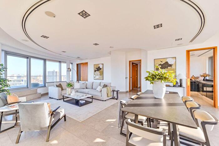 3 Bedroom Penthouse For Sale In Bridges Court Road, Battersea, London, SW11
