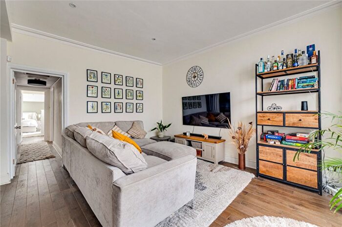 2 Bedroom Flat For Sale In Perham Road, London, W14