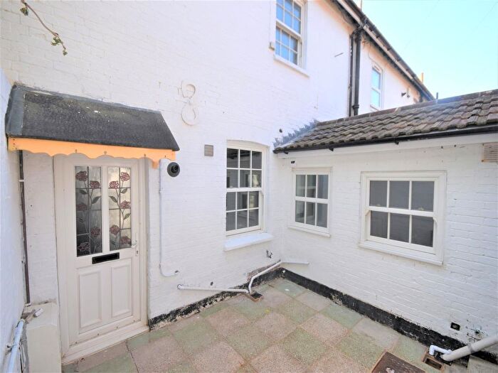 3 Bedroom End Of Terrace House To Rent In Railway Cottages, St. Leonards-On-Sea, TN38