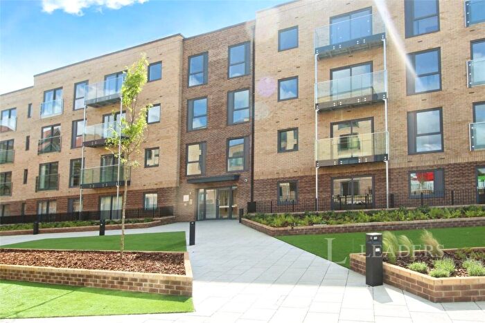 1 Bedroom Apartment For Sale In Stirling Drive, Luton, Bedfordshire, LU2