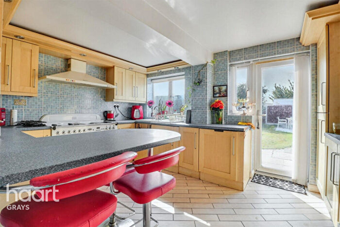 4 Bedroom End Of Terrace House To Rent In Solway, Tilbury, RM18
