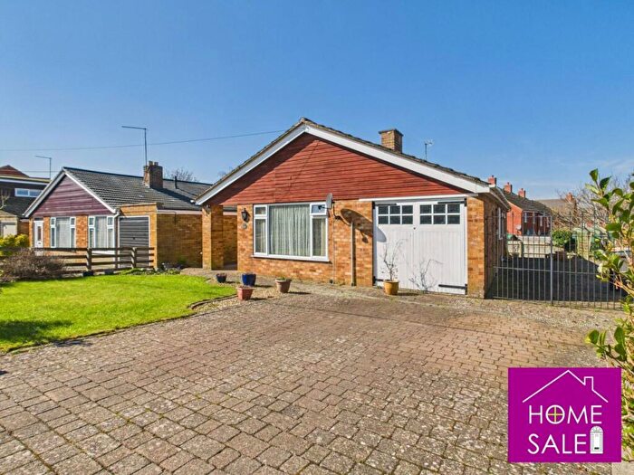 3 Bedroom Detached House For Sale In Rushden Road, Wymington, NN10