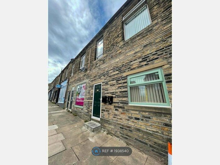 1 Bedroom Flat To Rent In Stony Lane, Bradford, BD2