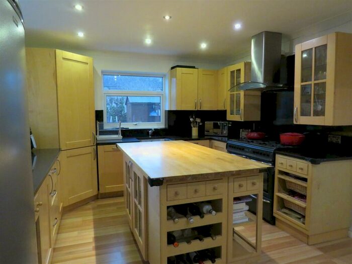 6 Bedroom Detached House To Rent In Morello Close, Norwich, NR4