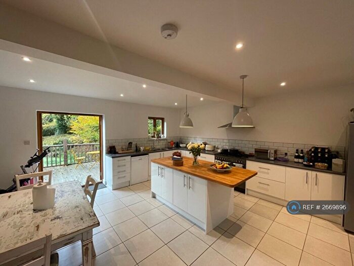 3 Bedroom Semi Detached House To Rent In Shucknall, Hereford, HR1