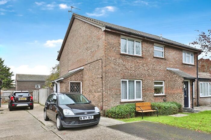 1 Bedroom Terraced House For Sale In Dibden Close, Bournemouth, BH8