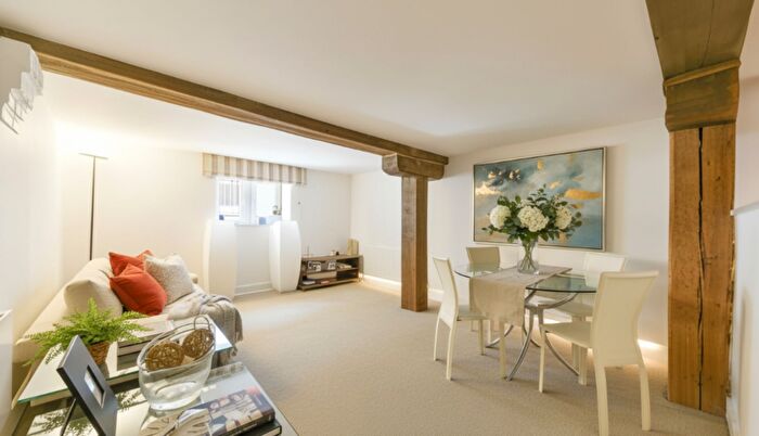 1 Bedroom Flat For Sale In East India Court, St. Marychurch Street, London, SE16