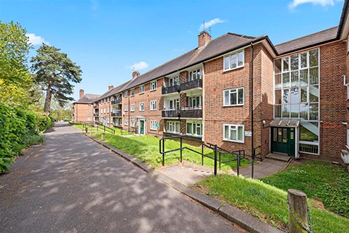 1 Bedroom Flat For Sale In Duppas Avenue, Croydon, CR0