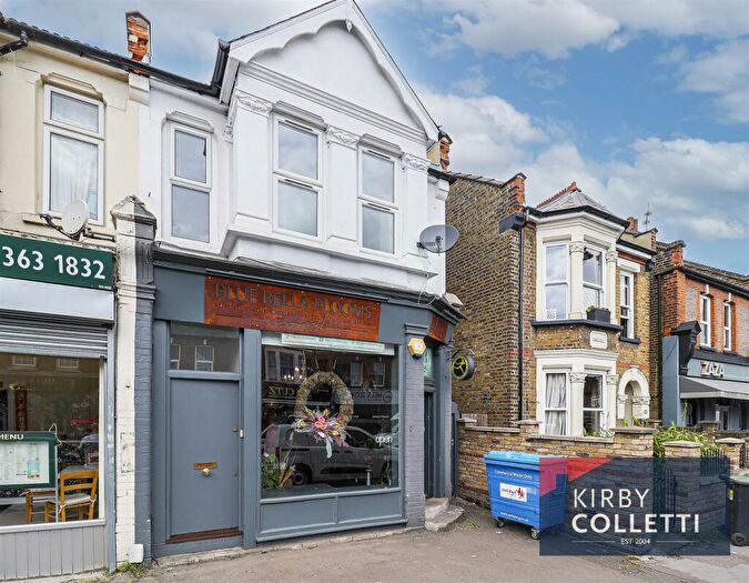 1 Bedroom Flat To Rent In Chase Side, Enfield, Middlesex, EN2