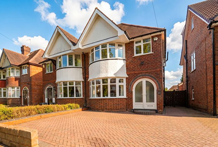 3 Bedroom Semi Detached House For Sale In Studland Road, Hall Green, B28