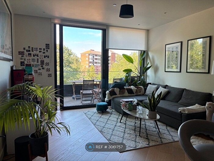 1 Bedroom Flat To Rent In Wood Crescent, London, W12