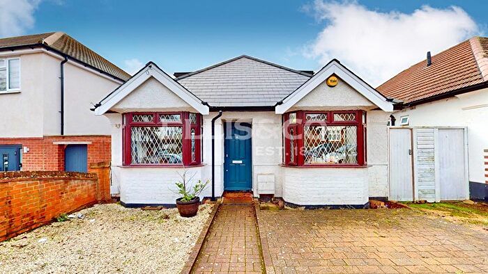 5 Bedroom Bungalow For Sale In Greenford Gardens, Greenford, UB6