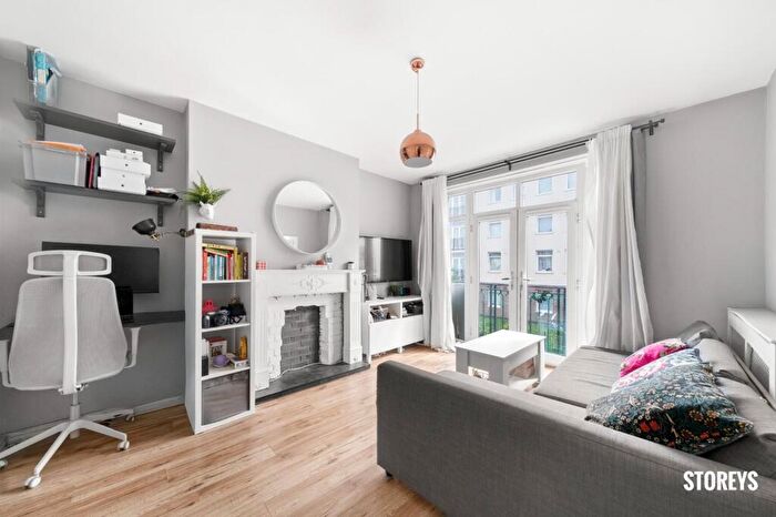 1 Bedroom Apartment For Sale In Turin Street, Shoreditch, London, E2