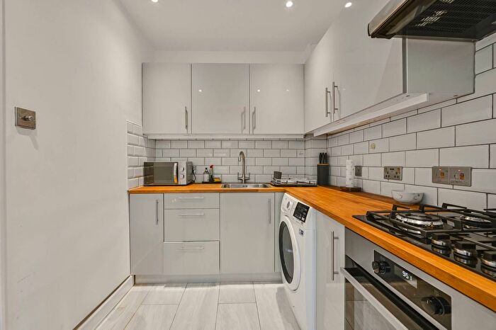 1 Bedroom Flat To Rent In Cosway Street, Marylebone, London, NW1