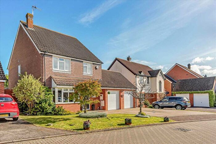 4 Bedroom Detached House For Sale In Overhills, Olney, MK46