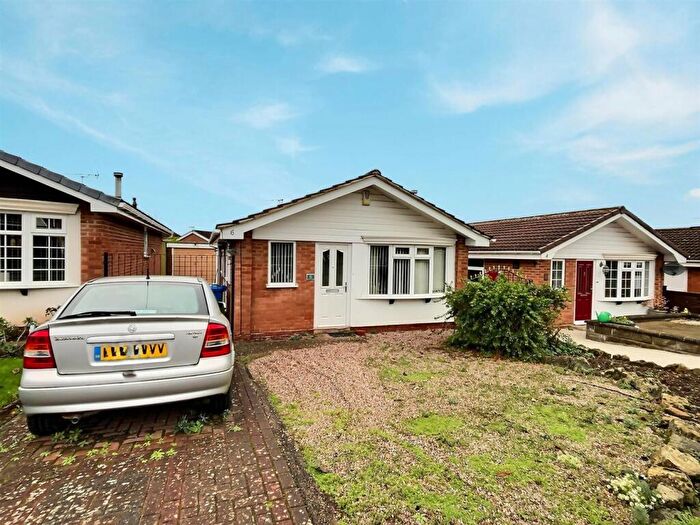 2 Bedroom Detached Bungalow For Sale In Belvedere Close, Mickleover, Derby, DE3
