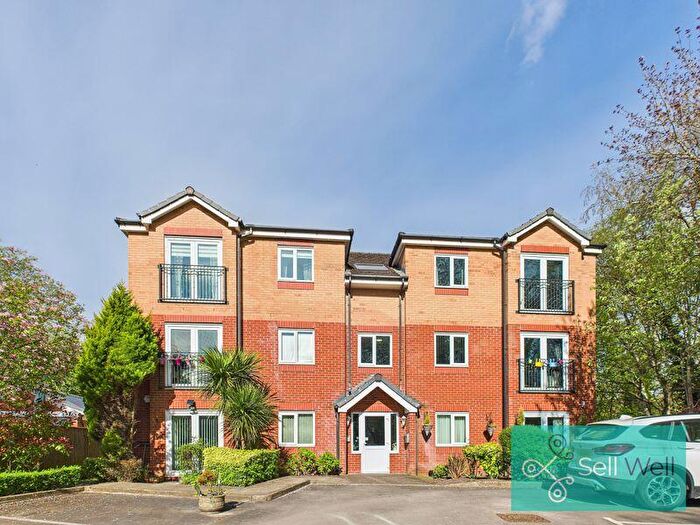 2 Bedroom Apartment For Sale In Ellenbrook Court, Newhart Grove, Worsley, Manchester, M28