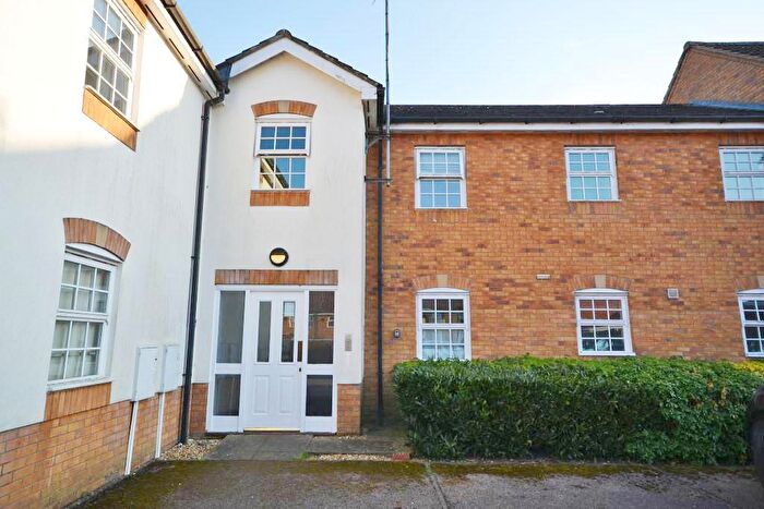 2 Bedroom Flat To Rent In Kendall Place, Medbourne, Milton Keynes, Buckinghamshire, MK5