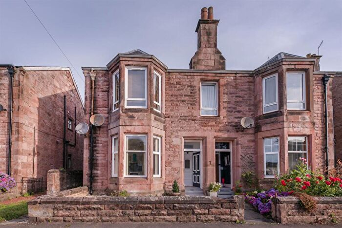 1 Bedroom Flat To Rent In Shaftesbury Street, Alloa, FK10