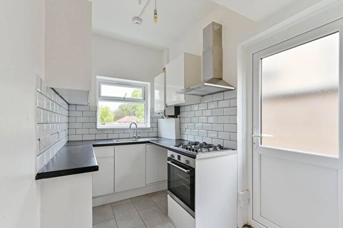 3 Bedroom Semi-Detached House To Rent In Sutlej Road, Charlton, London, SE7