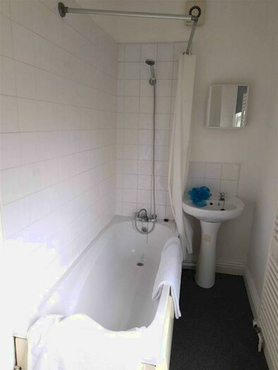 1 Bedroom Property To Rent In Chestnut Avenue, Cross Gates, Leeds, LS15