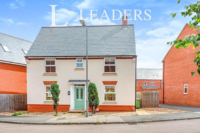 3 Bedroom Detached House To Rent In Mayflower Street, Buckingham, Buckinghamshire, MK18