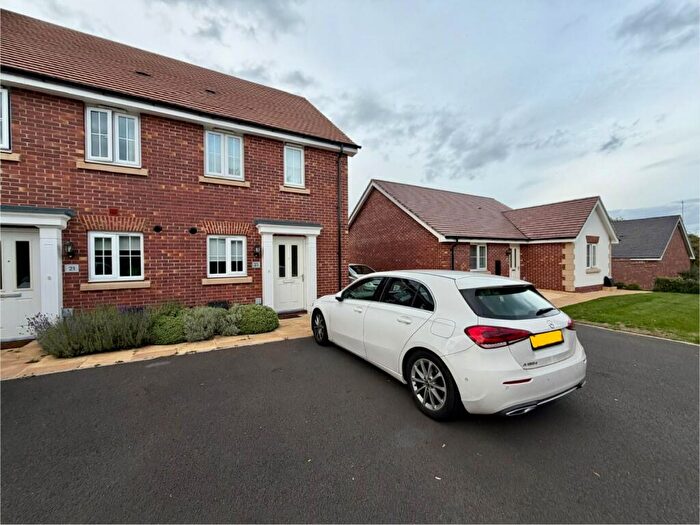 2 Bedroom Semi-Detached House To Rent In Sloe Court, Stratford-upon-Avon, Warwickshire, CV37