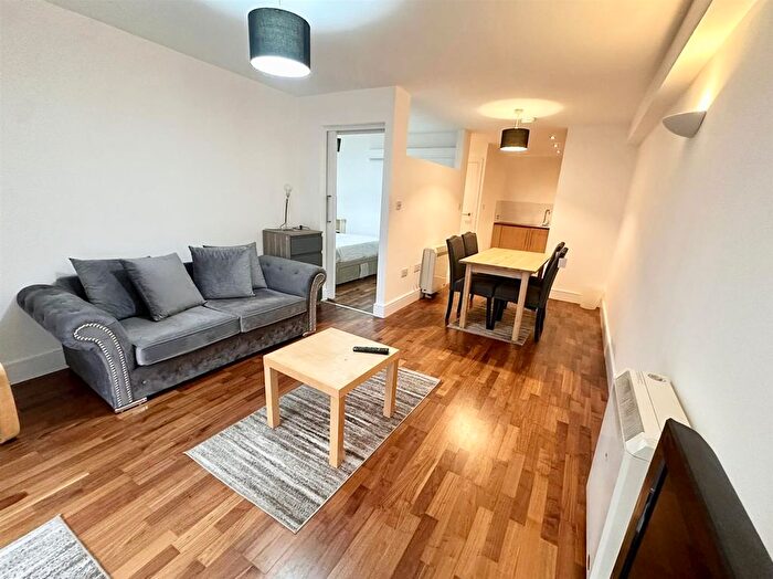 2 Bedroom Flat To Rent In Stowell Street, Liverpool, L7