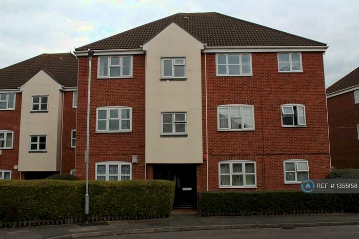 1 Bedroom Flat To Rent In Butteridges Close, Dagenham, RM9