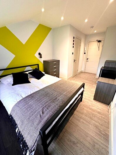 Studio To Rent In Sydenham Road, London, SE26