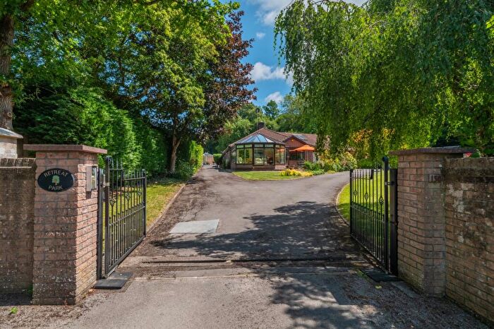 4 Bedroom Detached Bungalow For Sale In Badminton Road, Coalpit Heath, Bristol, BS36